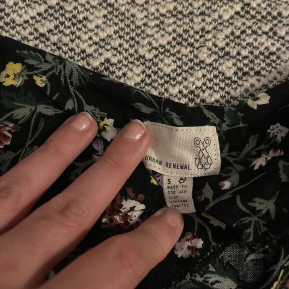 Urban Renewal Vintage Fabric Moody Romper - Black grounded Floral - XS - Picture 2 of 5